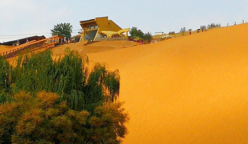 沙坡头附近的旅游景点推荐